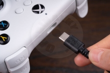 8BitDo Ultimate Wired Controller with Hall Effect White (2)