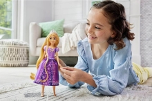 Mattel Disney Princess - Zpívající panenka Rapunzel (3)